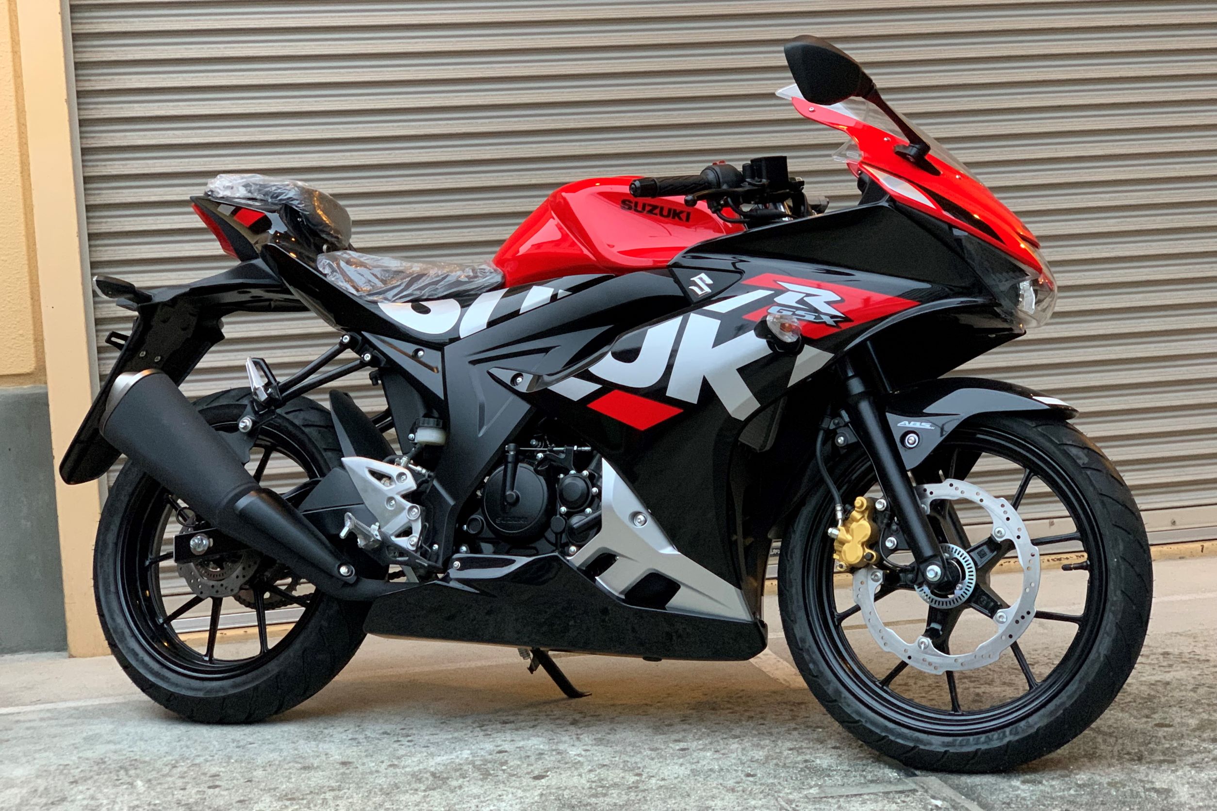 gsx-r125用m-techゼッケンカバー＆アンダーカウルのセット ご予約商品＊GSX-R 125 ゼッケンカバー – motorcycle proshop